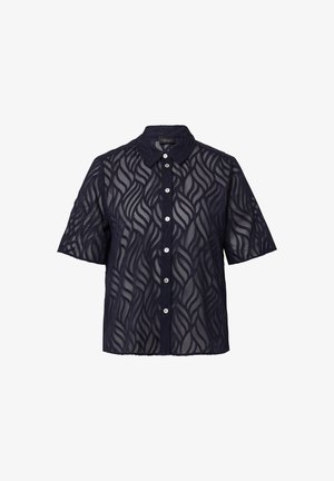 Blouse à manches courtes bleu marine en tissu transparent ornée d'un motif de feuilles ondulées, avec un devant à boutons et un col classique.