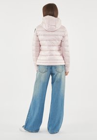 Blauer Winterjacke - charme pink