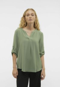 Vero Moda Palaidinė - hedge green