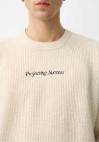 Bershka Stickad tröja - beige