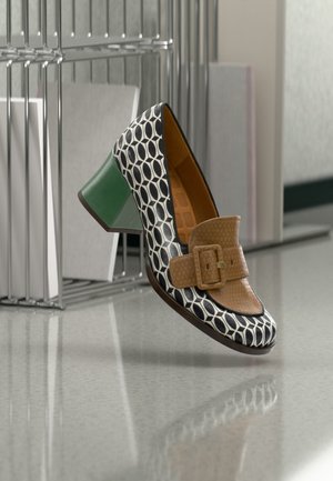 Chie Mihara, TEISIN49 - Classic heels - black