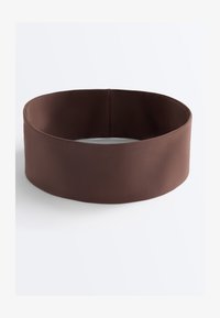 Nije odabrano, mottled brown