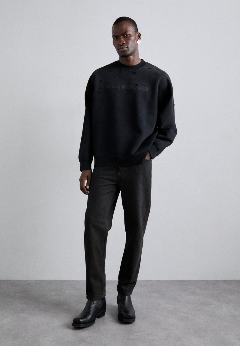 Be Nice To Everyone Black Sweater Men Women Unisex
