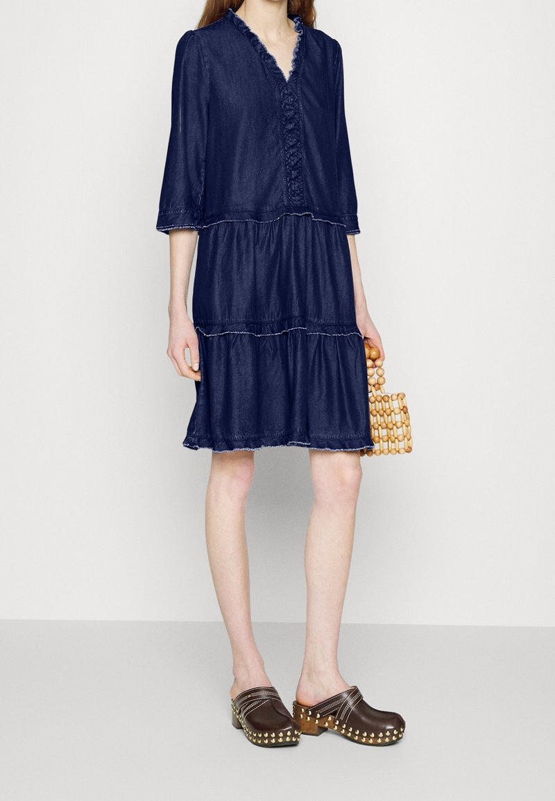 Marc Cain Denim dress - dark blue - (Pre-owned) - Zalando.ie