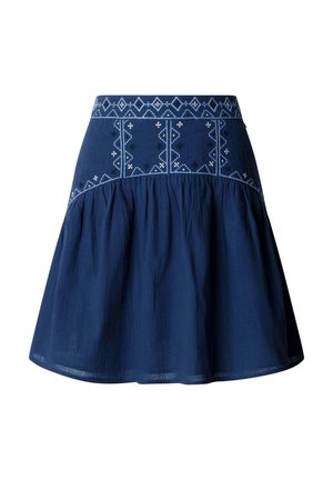 Gonna blu navy con tessuto arricciato sotto la vita e ricamo geometrico bianco lungo la cintura e la sezione superiore.