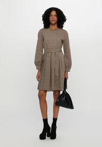 WEEKEND MaxMara VETTA - Rochie de zi - cammello