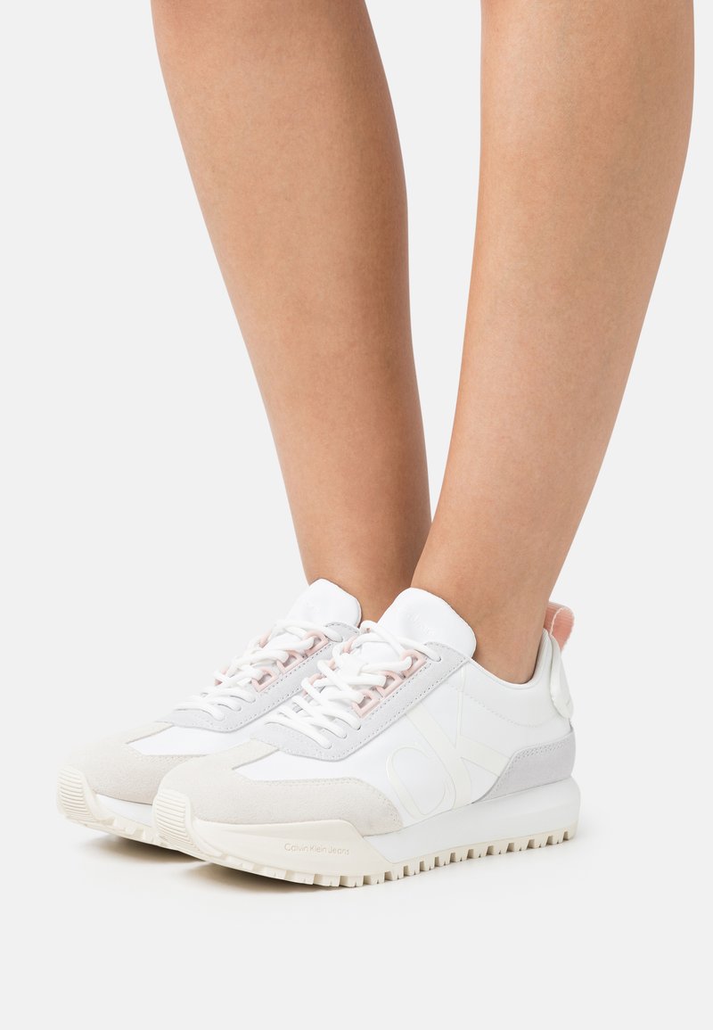Calvin Klein Jeans TOOTHY RUNNER LACEUP - Tenisice - bianco