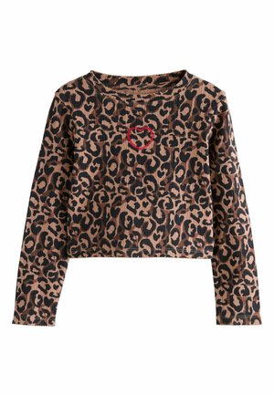 Long-sleeve, cropped leopard print top with ribbed texture and a small red heart embroidered at the center chest.