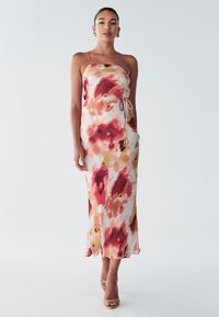 BWLDR Cocktailjurk - peach abstract
