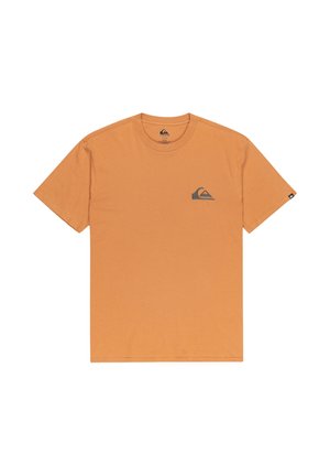 Oranje katoenen T-shirt met een ronde hals, korte mouwen en een klein grijs logo op de linkerborst. Glad materiaal, normale pasvorm.