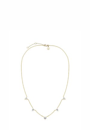 Gouden ketting met vijf driehoekige heldere edelstenen in een delicate rangschikking, voorzien van een sluiting en een verstelbare lengte.