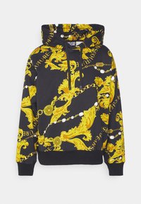 Zwarte hoodie met geel barok patroon en kettingen, voorzien van trekkoorden, grafische tekst en gedurfde accenten. Zachte, katoenmix textuur.