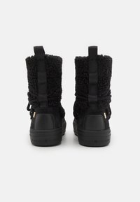 Tommy Hilfiger Bottines à plateau - black