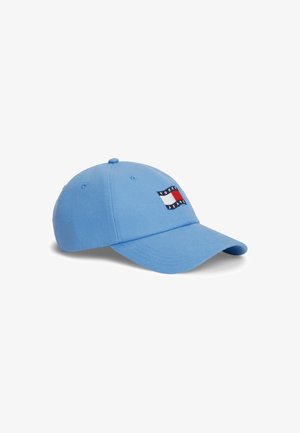 Cappellino da baseball azzurro con visiera curva e piccola patch con logo Tommy Jeans nei colori rosso, bianco e blu sulla parte frontale.