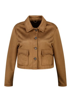 Veste courte marron avec une texture lisse semblable au daim. Dotée d'un col, d'une fermeture à boutons, et de deux poches frontales avec des surpiqûres décoratives.