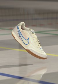 Δεν επιλέχθηκε, coconut milk/blue crystal/med brown