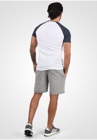 Solid SDBENNSHORTS - Shorts - light grey