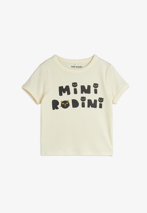 T-shirt di cotone giallo chiaro con maniche corte, presenta la scritta "MINI RODINI" in bold caratteri neri e illustrazioni di gatti neri con occhi gialli.