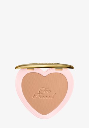 Too Faced BORN THIS WAY SOFT BLUR POWDER - Rouge - tan