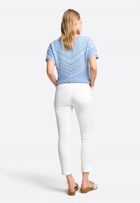 Rich & Royal MIT MID-WAIST - Vaqueros slim fit - white