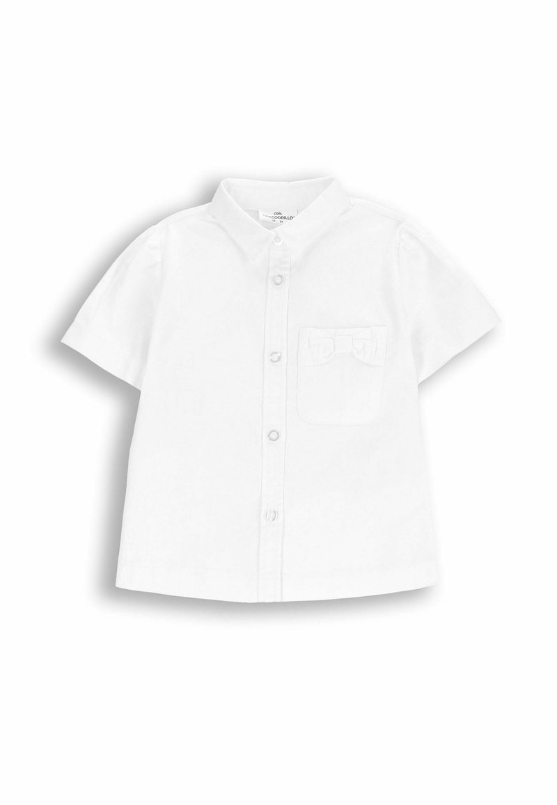 Biała koszula z krótkim rękawem, wykonana z bawełny, z kołnierzykiem z guzikami i kieszenią na piersi z detalem w postaci kokardy. Standardowy krój, gładka faktura.