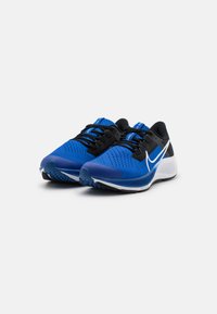 Nike Performance AIR ZOOM PEGASUS 38 GS UNISEX - Sapatos para corrida em estrada - game royal/white/black