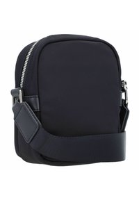 Lacoste Bandolera - abimes