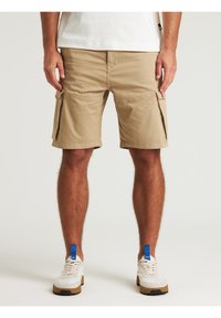CHASIN' RIOT.S GAMMA - Šortai - beige