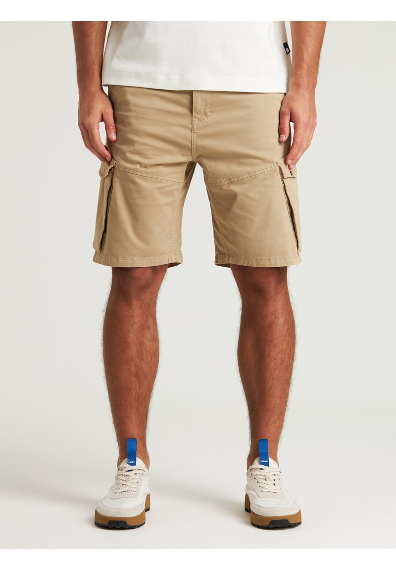 CHASIN' RIOT.S GAMMA - Šortai - beige