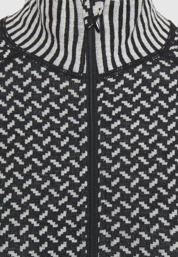 SMEKKER H/Z - Jumper3