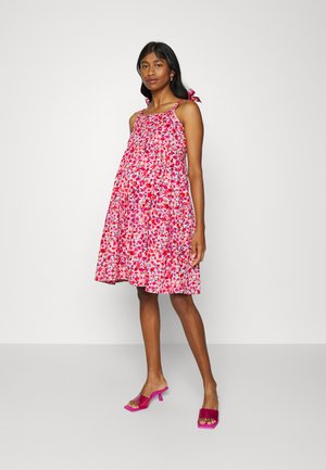 VMMMETTE BOW OVER KNEE DRESS - Jersey dress - shocking pink/vibe