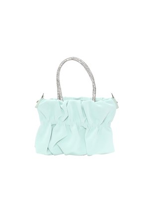 Sac à main en tissu vert menthe avec un design froncé, présentant une poignée ornée de détails en argent et une fermeture éclair. Texture lisse avec de doux plis.