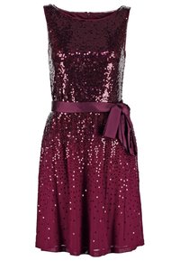 s.Oliver Robe de soirée - berry