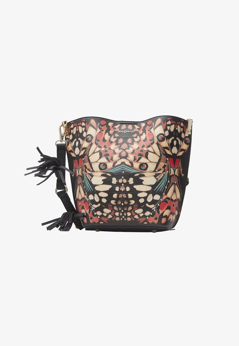 Borsa in pelle nera con un motivo di farfalle colorate, caratterizzata da decorazioni, una forma strutturata e una tracolla removibile con nappine.