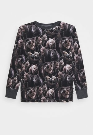 Dunkles Sweatshirt mit langen Ärmeln, bedeckt mit einem sich wiederholenden Muster realistischer brauner Bären und Bärenjunge, die in verschiedene Richtungen schauen.