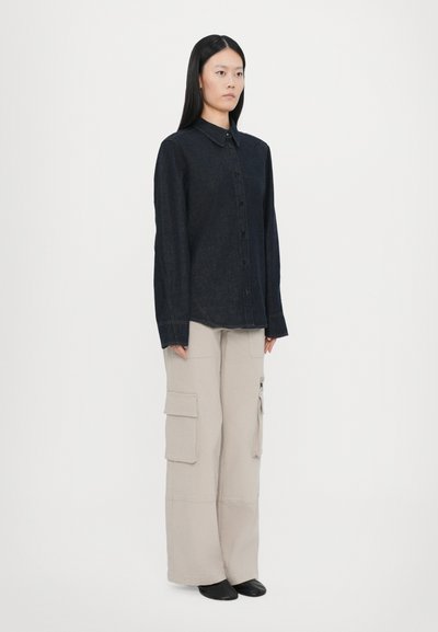 CLOSED SEAMING SHIRT - Košilová halenka  - dark blue
