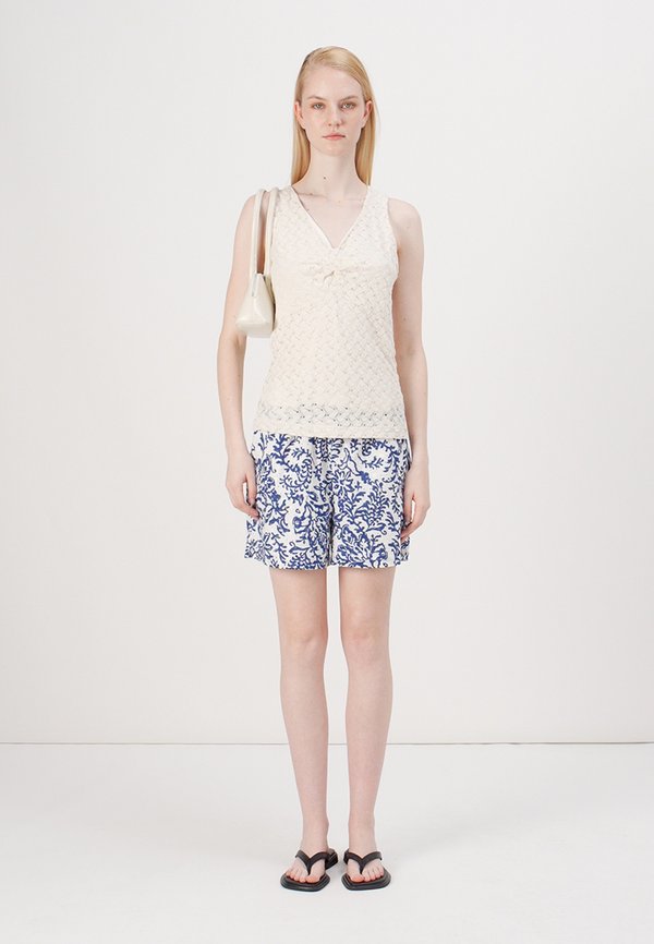 VISOLIRA V NECK - Top - birch3