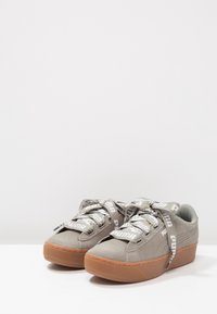 Puma Tenisky - khaki