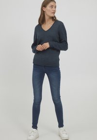 Oxmo OXILVA - Pullover - dark blue