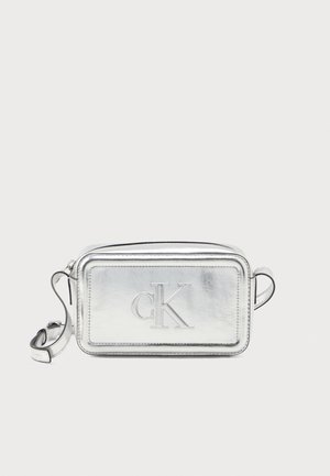 BOLD CAMERA BAG - Ülerinna-kott - silver-coloured