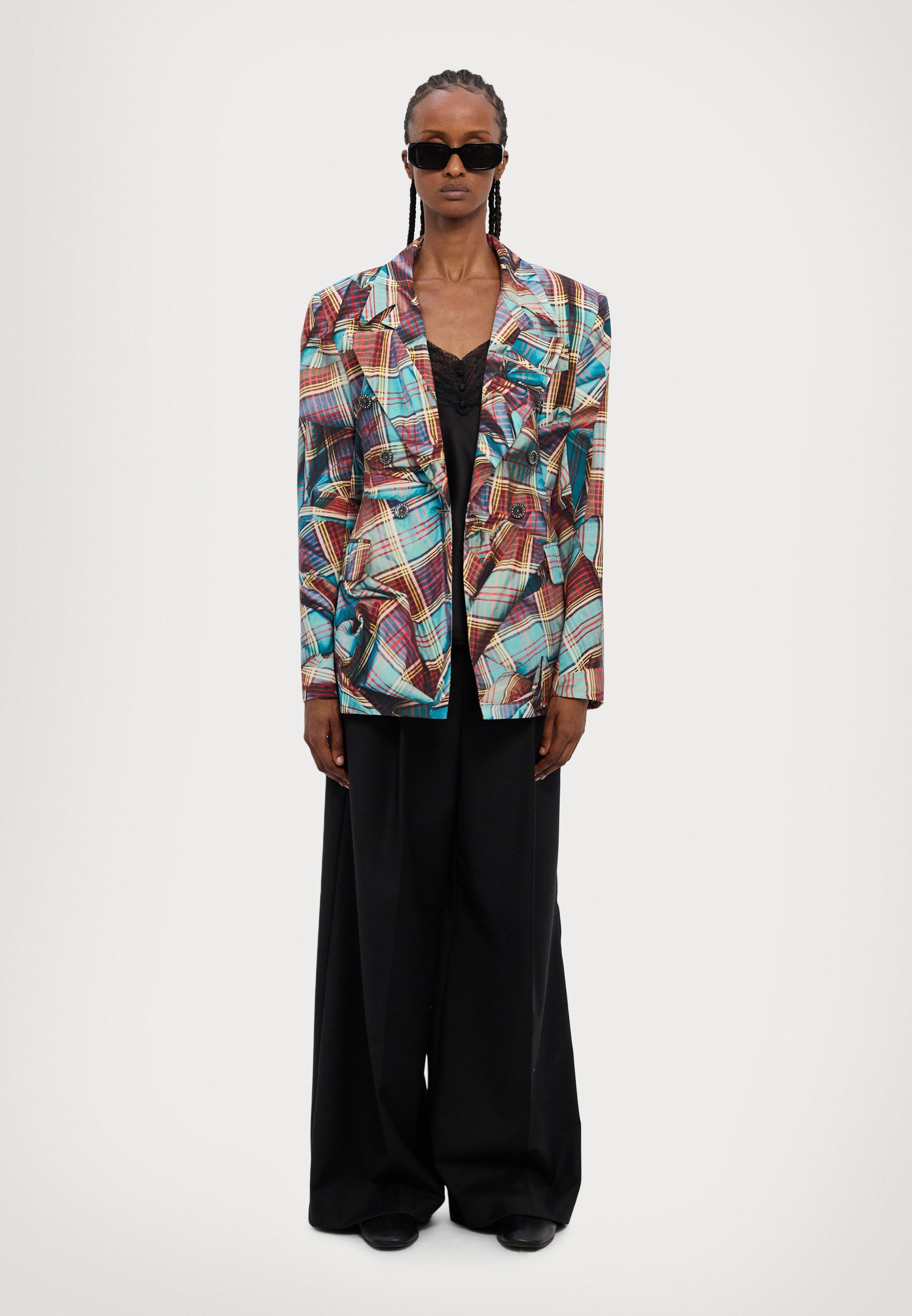 Vivienne Westwood リピートフラワー柄ジャケット GWセール中】Vivienne Westwood リピートフラワー柄ジャケット