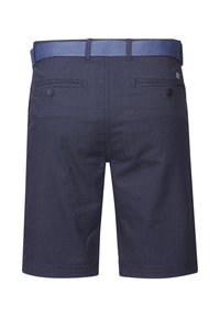 Pantaloni scurți de culoare marină cu un model texturat, dotati cu două buzunare la spate, o curea albastră în contrast și o croială elegantă. Material moale cu o senzație ușoară.