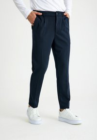 Niet geselecteerd, navy blue