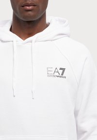 EA7 Emporio Armani FELPA - Melegítőfelső - white