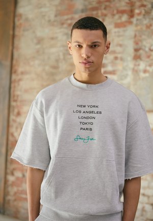 Sean John CLASSIC LOGO SHORT SLEEVE TERRY CREW - T-shirt con stampa - grey melange