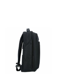 Schwarzer Rucksack mit einem strukturierten, gestreiften Design. Verfügt über mehrere Reißverschlussfächer und verstellbare Träger für zusätzlichen Komfort.