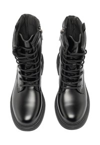Stivaletti alla caviglia in pelle nera con design con lacci, texture liscia, punta arrotondata e zip laterali per una facile calzata.