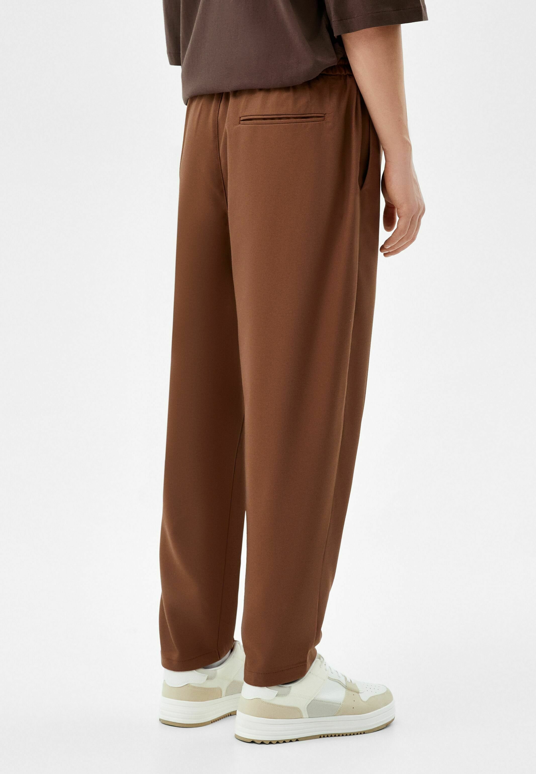 Bershka Pantaloni sportivi - brown/marrone - Zalando
