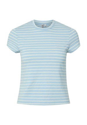 Lichtblauwe T-shirt met witte horizontale strepen, korte mouwen, ronde hals, zachte textuur en een ontspannen pasvorm.