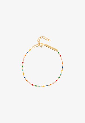 Kleurige kralenarmband met gouden ketting, met levendige multikleuren kralen en een gouden tag gegraveerd met "SINGULARU." Verstelbare lengte.